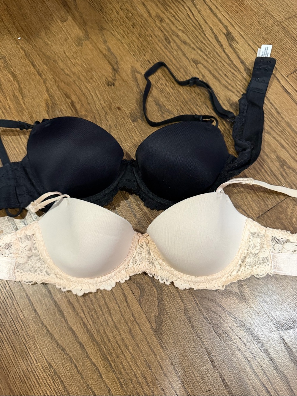Victoria's Secret Black and Cream Lace Push-Up Bra Set